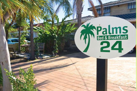 Palms Bed And Breakfast - Accommodation Gold Coast 2