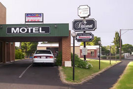 The Diplomat Motel - Accommodation Gold Coast 0