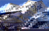 Zirkys Lodge - Accommodation Gold Coast 0