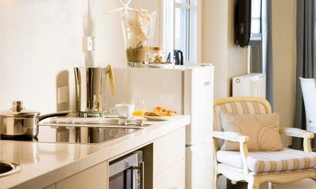 Quality Suites Deep Blue - Accommodation Gold Coast 3