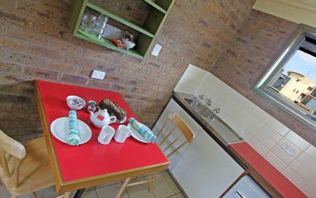 The Beachfront Motel - Gold Coast 4U 5