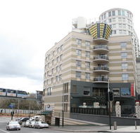 Seasons Darling Harbour - Accommodation Gold Coast