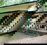 Pioneer Garden Cottages