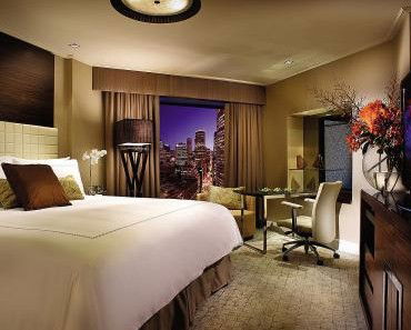 Four Seasons Hotel - Accommodation Gold Coast 0