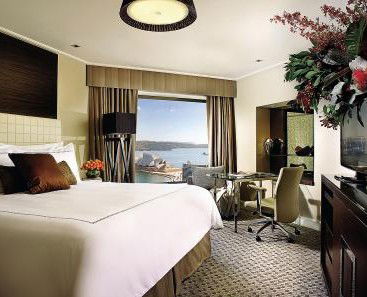 Four Seasons Hotel - Accommodation Gold Coast 3
