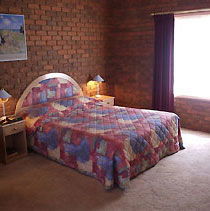 The Charles Sturt Motor Inn - Accommodation Gold Coast 0