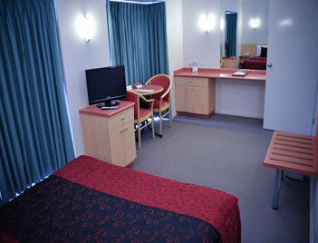 The Waverley International Hotel - Accommodation Gold Coast 4