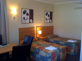3 Sisters Motel - Accommodation Gold Coast 0