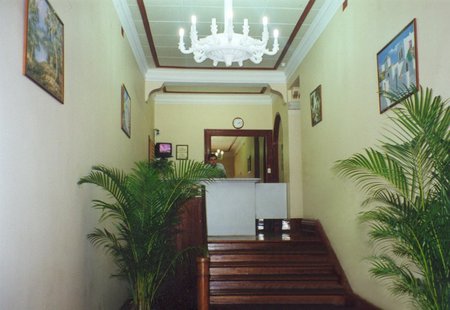 Plaza Hotel - Accommodation Gold Coast 3
