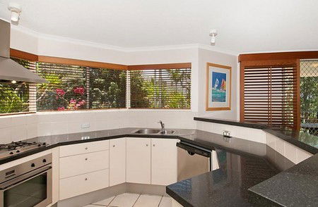 Parkshores Sunshine - Accommodation Gold Coast 3