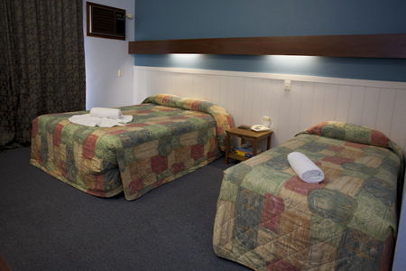 Amity Motor Inn - Accommodation Gold Coast 0