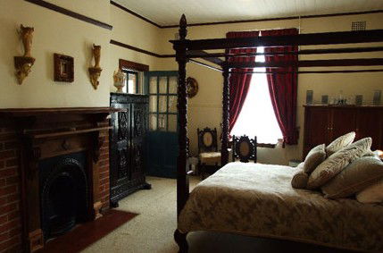 Beaufort House - Accommodation Gold Coast 2