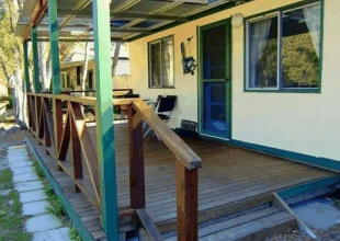 Peaceful Bay Chalets - Accommodation Gold Coast