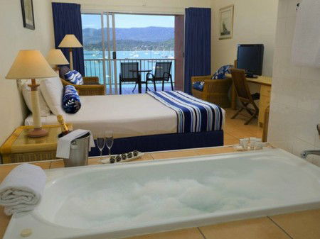 Coral Sea Resort - Accommodation Gold Coast 5