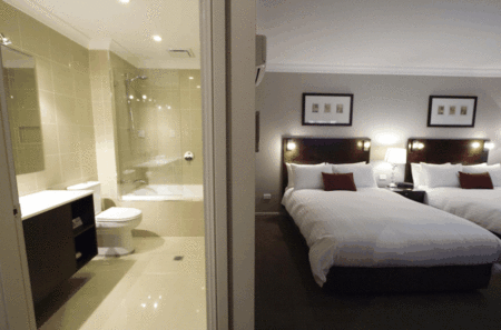 Carlyle Suites & Apartments - Accommodation Gold Coast 1