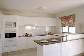 Pacific Place Apartments - Gold Coast 4U 4