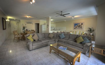 Costa Royale Beachfront Apartments - Accommodation Gold Coast 1