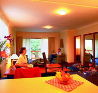 Oxley Court Serviced Apartments - Accommodation Gold Coast