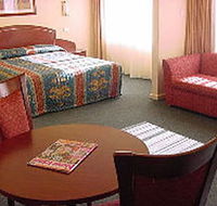 Embassy Motel - Accommodation Gold Coast