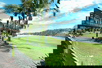 Clan Lakeside Lodge - Accommodation Gold Coast 3