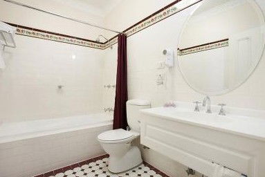 Palais Royale - Accommodation Gold Coast 4