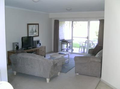 Absolute Beachfront Opal Cove Resort - Accommodation Gold Coast 4