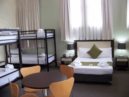 Aarons Hotel - Accommodation Gold Coast 4