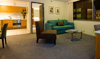 Downtowner On Lygon - Accommodation Gold Coast 3