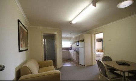 Araluen Motor Lodge - Accommodation Gold Coast 0