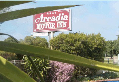 Arcadia Motor Inn - Accommodation Gold Coast 2