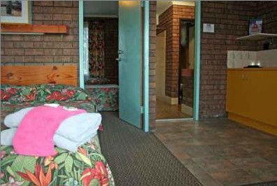 Bayside Motel - Accommodation Gold Coast 2