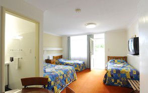 Bermuda Motel - Accommodation Gold Coast 2