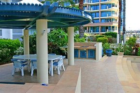 AA Oceana On Broadbeach - Accommodation Gold Coast 1