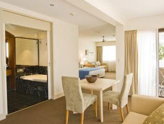 Waves Byron Bay - Accommodation Gold Coast 4