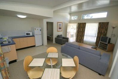 Kelanbri Holiday Apartments - Accommodation Gold Coast 4