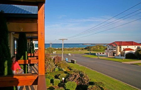 Seaview Motel & Apartments - Accommodation Gold Coast 3