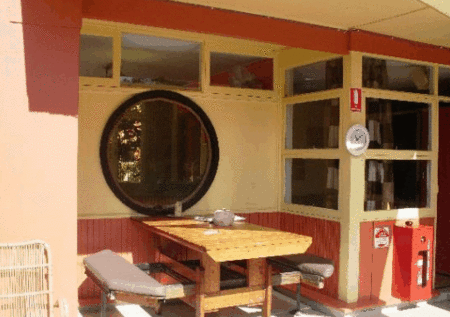 Hawaiian Sands Motor Inn - Accommodation Gold Coast 3