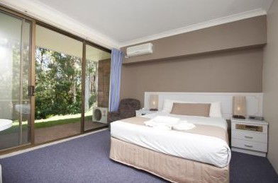 Island Palms Motor Inn - Gold Coast 4U 4