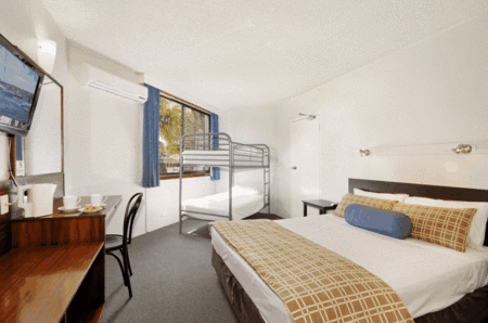 East Port Motor Inn - Gold Coast 4U 4