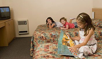 Oriana Motor Inn - Accommodation Gold Coast 0