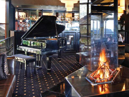 Echoes Hotel And Restaurant - Accommodation Gold Coast 3
