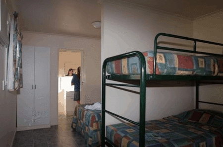 Cane Village Holiday Park - Accommodation Gold Coast 2