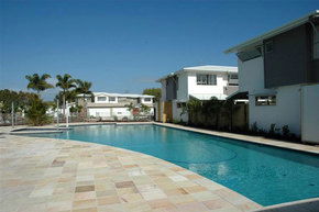 Coolum Villas - Gold Coast 4U 0