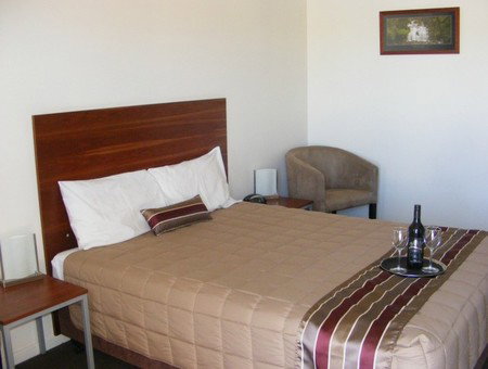 Burke And Wills Motor Inn Kingaroy - Accommodation Gold Coast 3