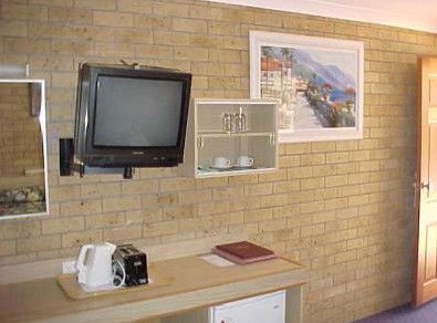 A Settlers Motor Inn - Accommodation Gold Coast 2