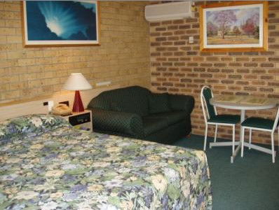 A Settlers Motor Inn - Accommodation Gold Coast 3