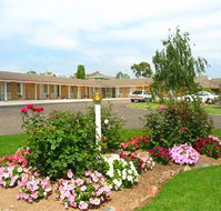 Bega Village Motor Inn - Gold Coast 4U