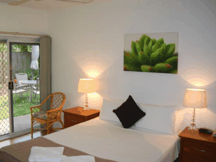 Cairns Reef Apartments And Motel - Accommodation Gold Coast 2