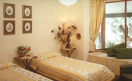 The Lodge Country House - Accommodation Gold Coast 1