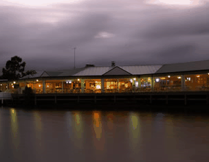 Waterfront Hotel - 1 Gold Coast 0
